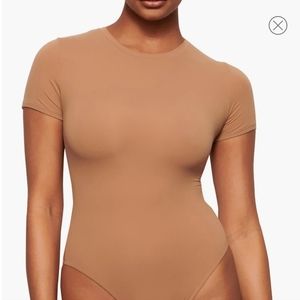 Skims Fits Everybody T-Shirt Bodysuit